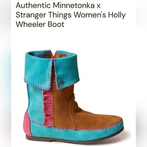 Minnetonka X Stranger Things Holly Wheeler Mocassin Boots